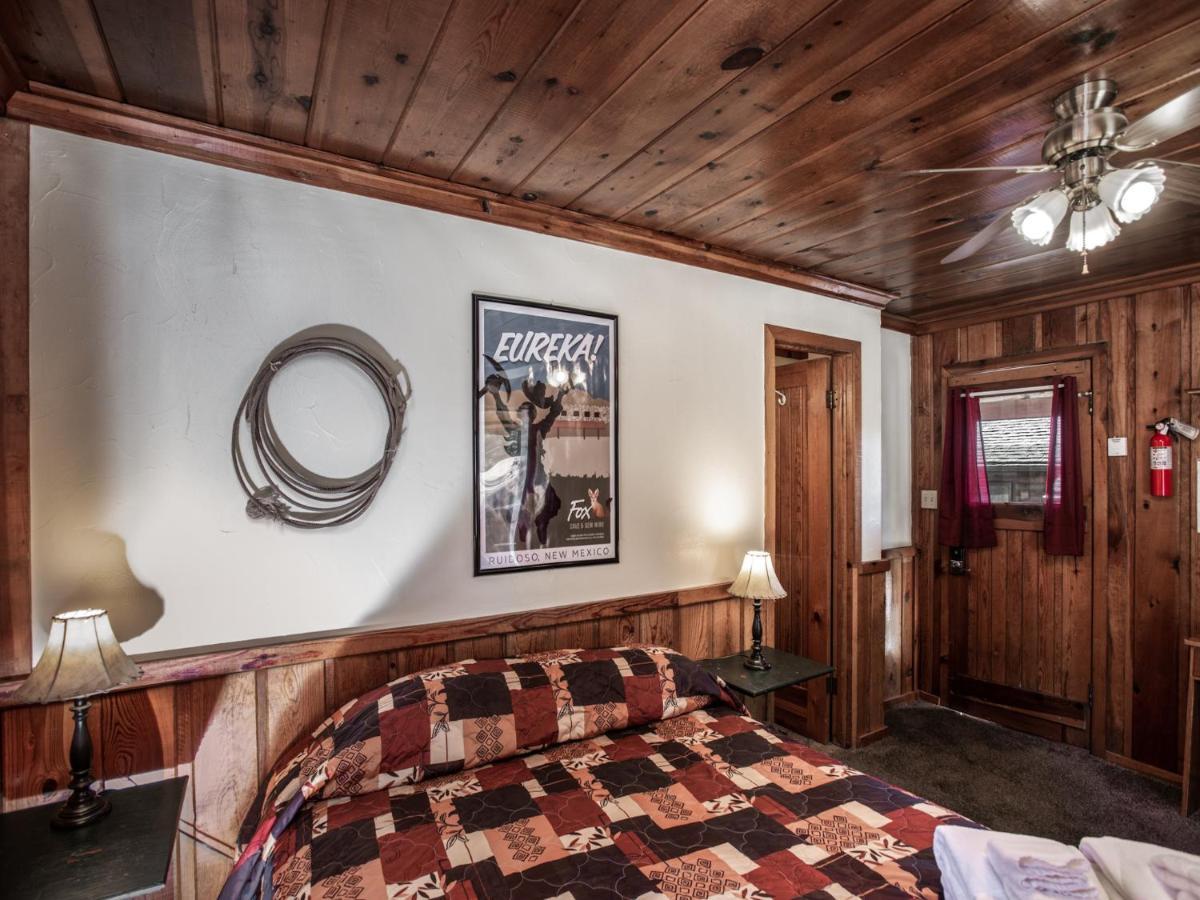 Apache Village Cabinette 11, Queen Bed, Midtown, Sleeps 2 Ruidoso Ngoại thất bức ảnh